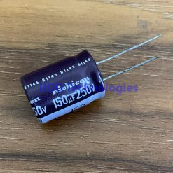 ELC. 150uF/250  NICHICON CS 18x25